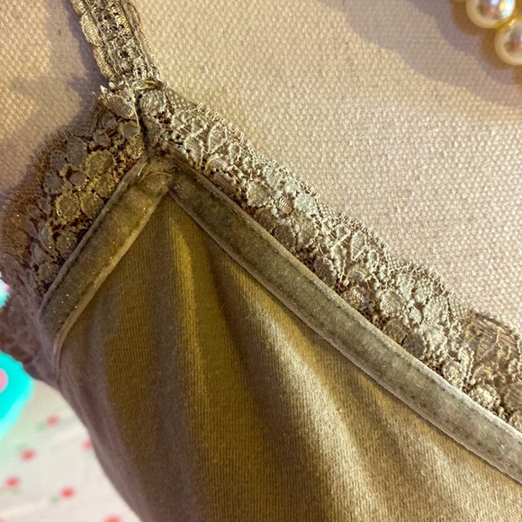 Tan camisole with shelf bra, velvet ribbon & lace trim - Picture 2 of 8